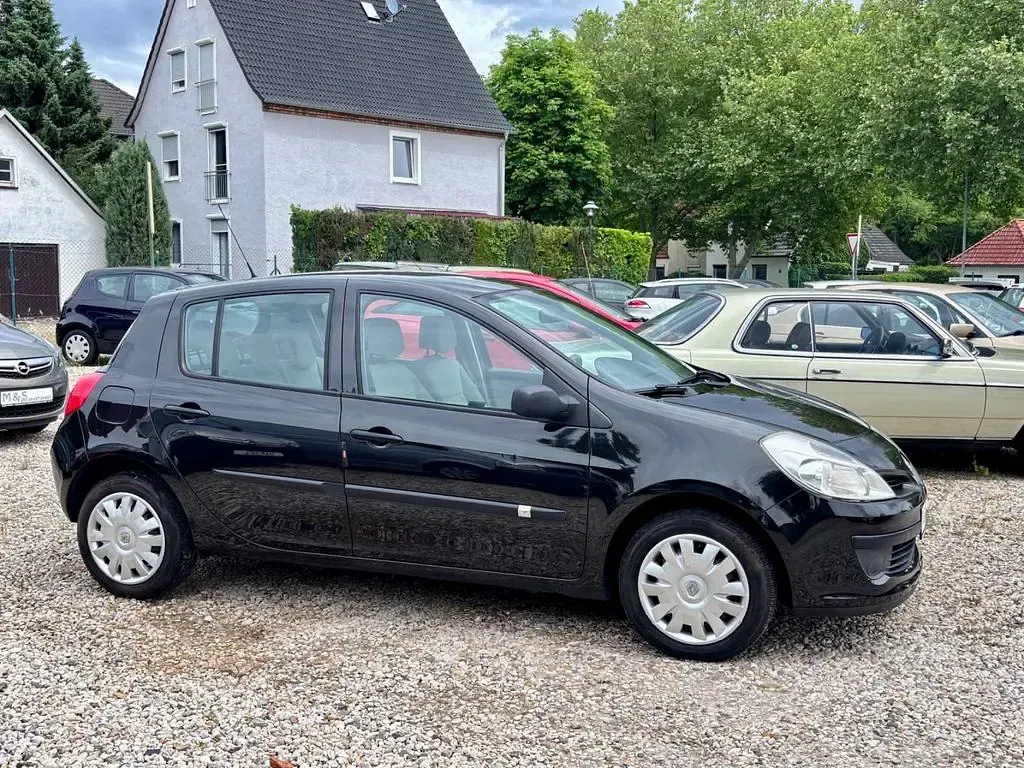 Gebraucht Renault Clio III Expression 75 PS (55 kW) 2007 Schwarz Limousine