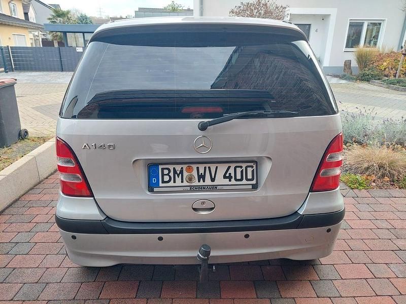 Gebraucht Mercedes A140 Classic 82 PS (60 kW) 2004 Silber Van / Kleinbus