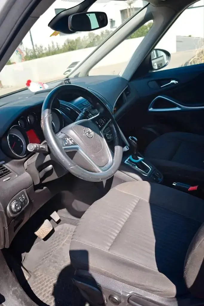Gebraucht Opel Zafira Tourer 136 PS (100 kW) 2014 Silber Van / Kleinbus