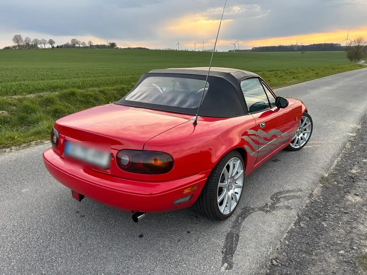Gebraucht Mazda MX5 106 PS (77 kW) 1990 Rot Cabrio