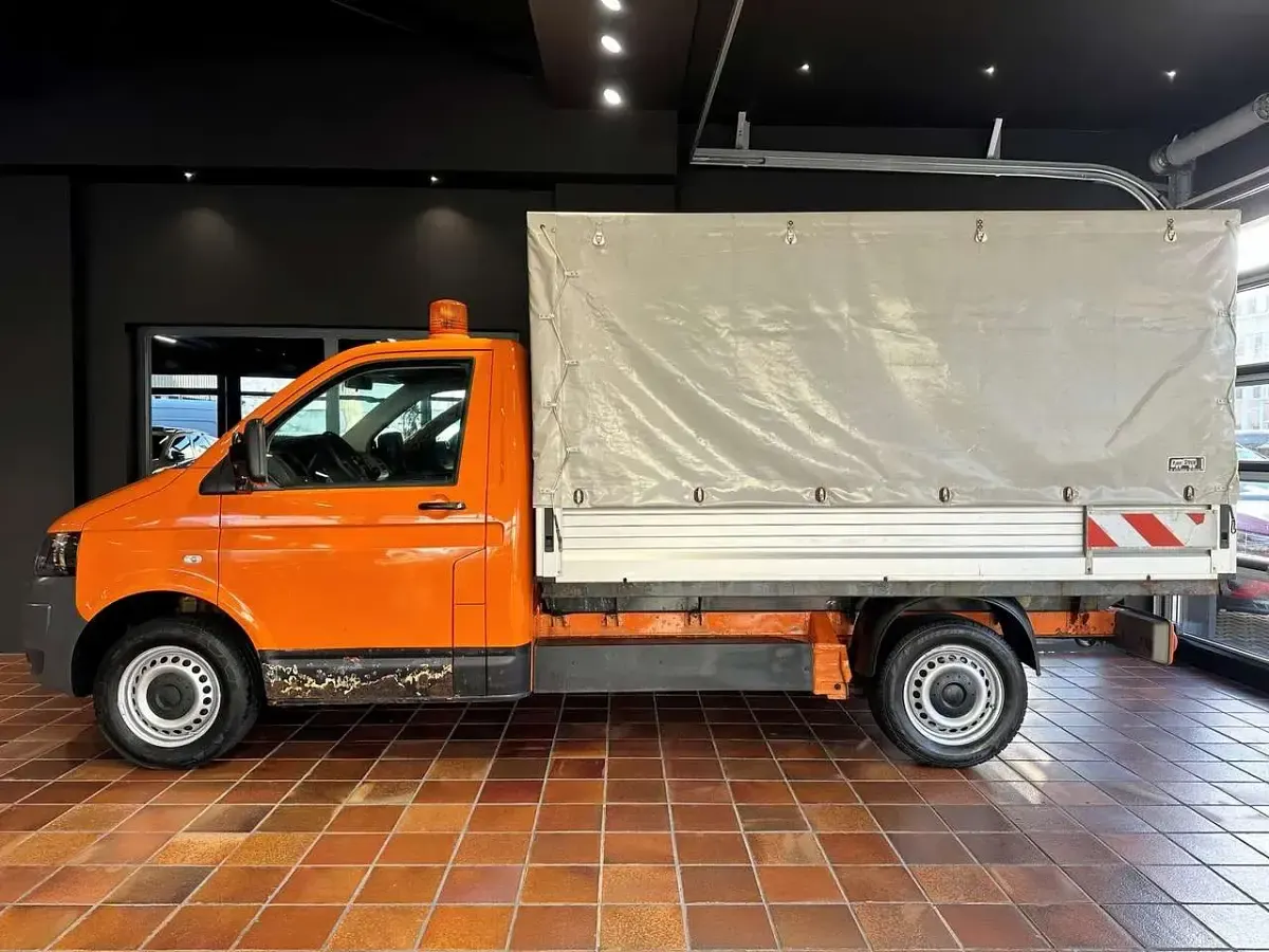 Gebraucht VW Transporter 140 PS (102 kW) 2013 Leuchtorange Van
