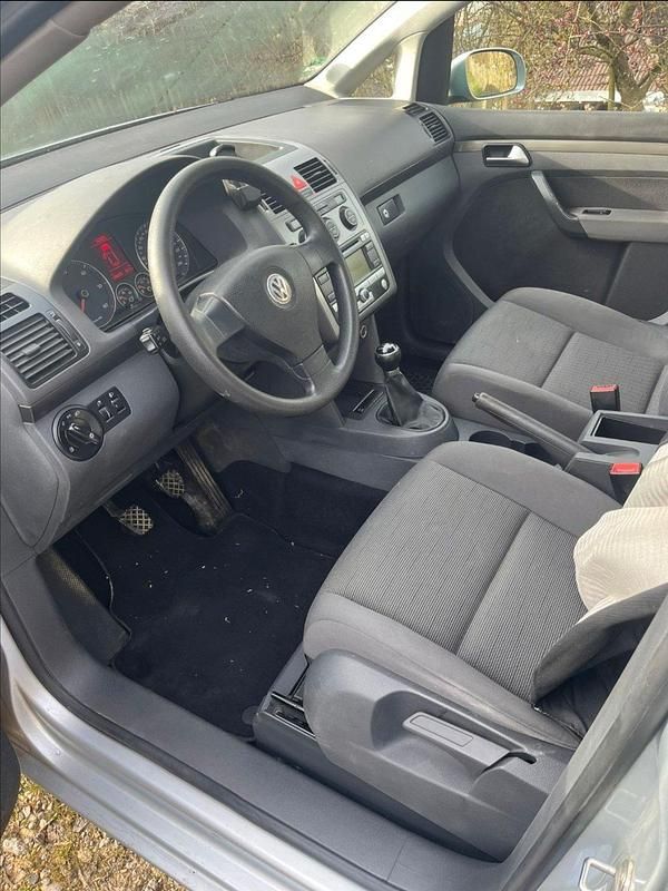 Gebraucht VW Touran 105 PS (77 kW) 2007 Silber Van / Kleinbus