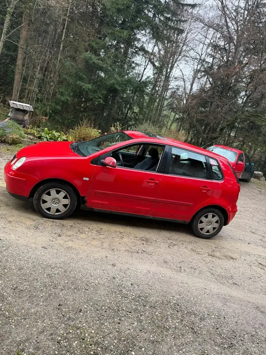 Gebraucht VW Polo 75 PS (55 kW) 2002 Rot Kleinwagen