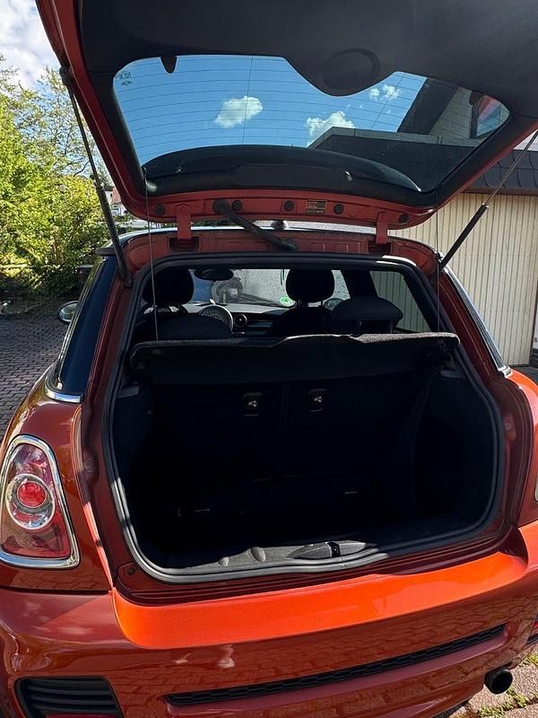 Second-hand Mini Cooper 122 CP (89 kW) 2011 Portocaliu Hatchback