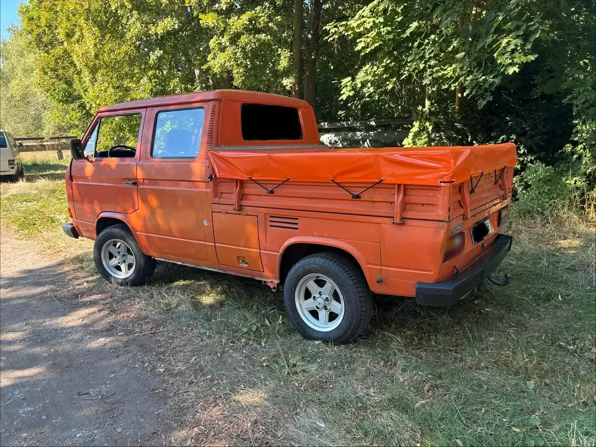 Gebraucht VW T3 50 PS (36 kW) 1982 Orange Van