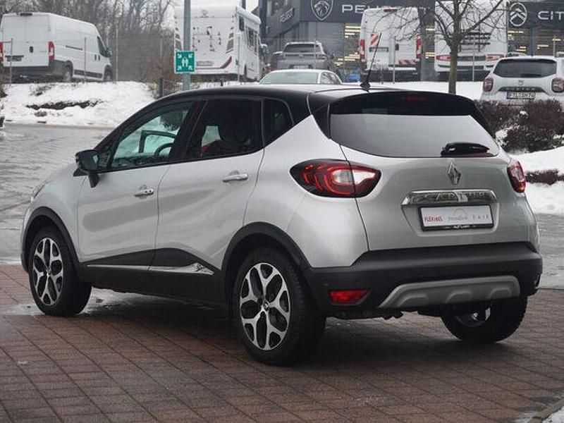 Gebraucht Renault Captur Collection 131 PS (96 kW) 2019 Silber SUV