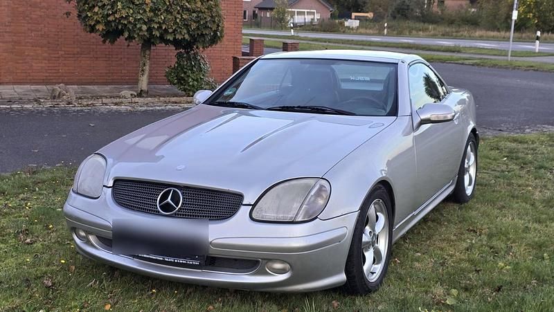 Silber Gebraucht 2001 Mercedes SLK230 Cabrio | 1.690 € (Guter Preis) - Bild 1/4