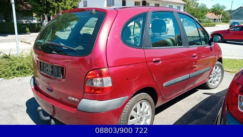 Gebraucht Renault Scénic Dynamique 107 PS (78 kW) 2001 Rot Van / Kleinbus