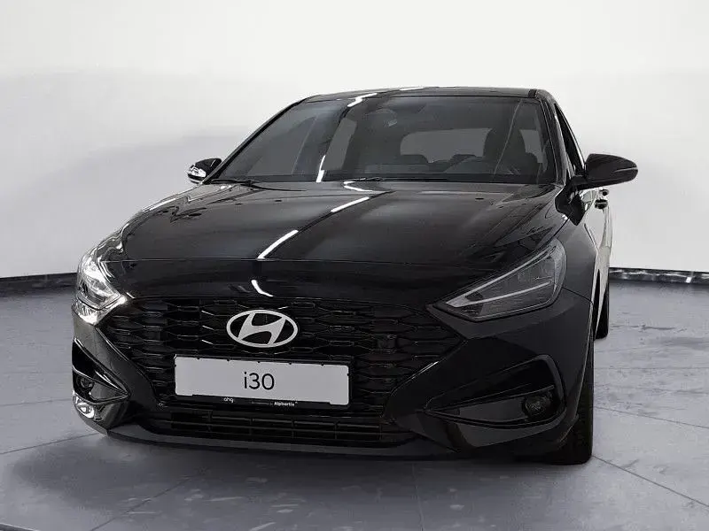 Gebraucht Hyundai i30 Trend 150 PS (110 kW) 2026 Limousine