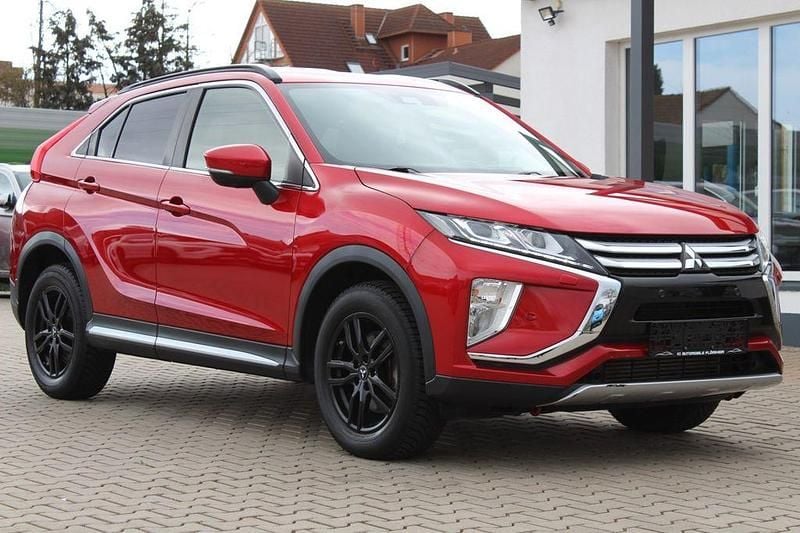 Gebraucht Mitsubishi Eclipse Cross Active 163 PS (119 kW) 2019 Rot SUV