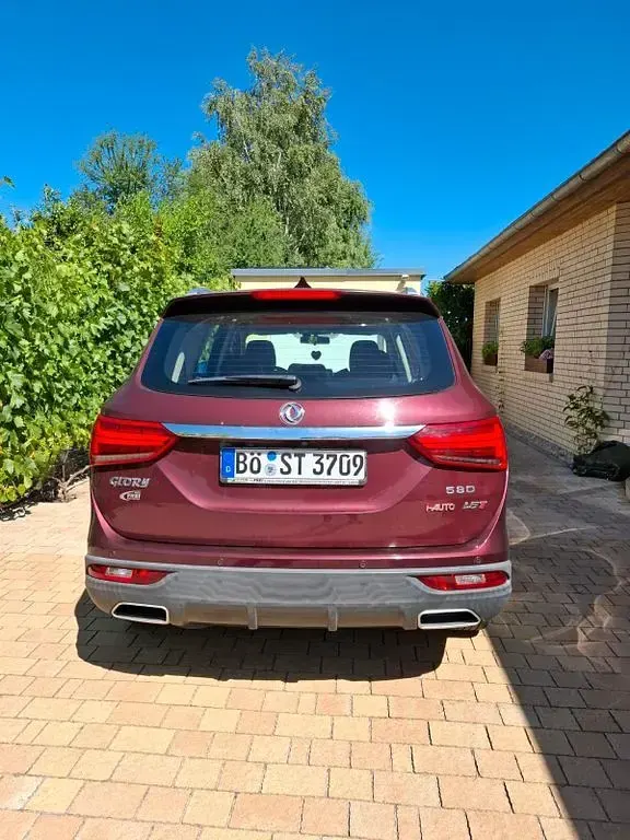 Gebraucht DFSK 580 145 PS (106 kW) 2021 Rot SUV