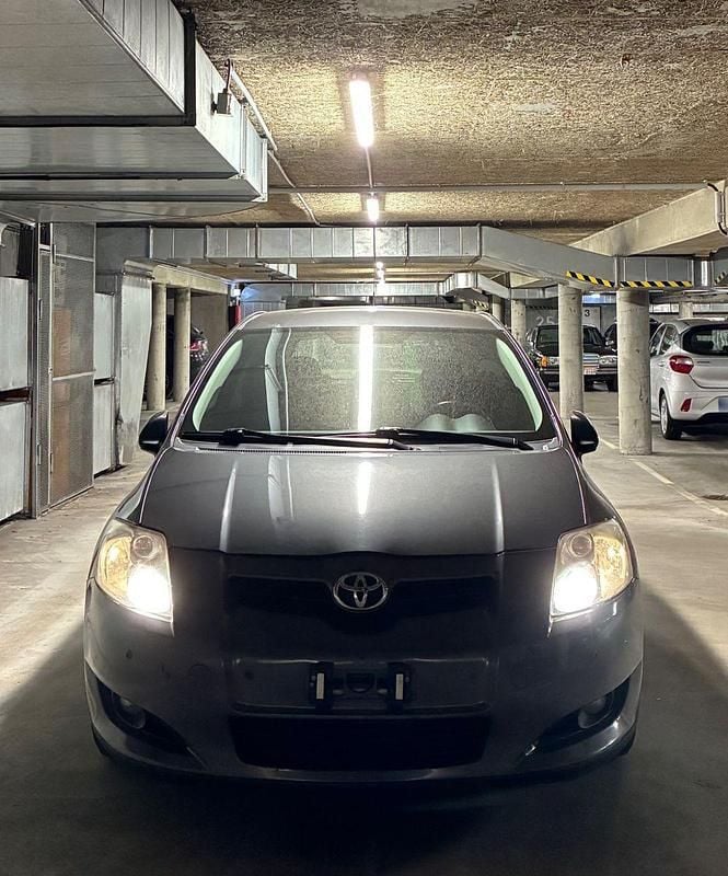 Gebraucht Toyota Auris 126 PS (92 kW) 2007 Grau Kleinwagen