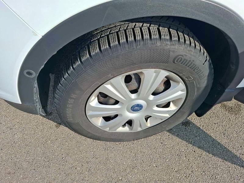 Gebraucht Ford Kuga Titanium 182 PS (133 kW) 2013 Weiß SUV