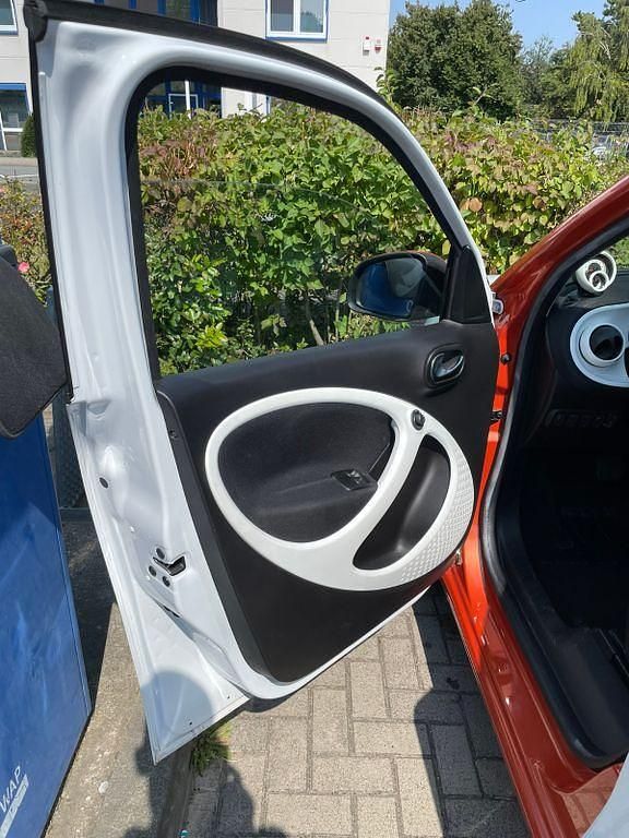 Gebraucht Smart ForFour 71 PS (52 kW) 2019 Weiß Kleinwagen