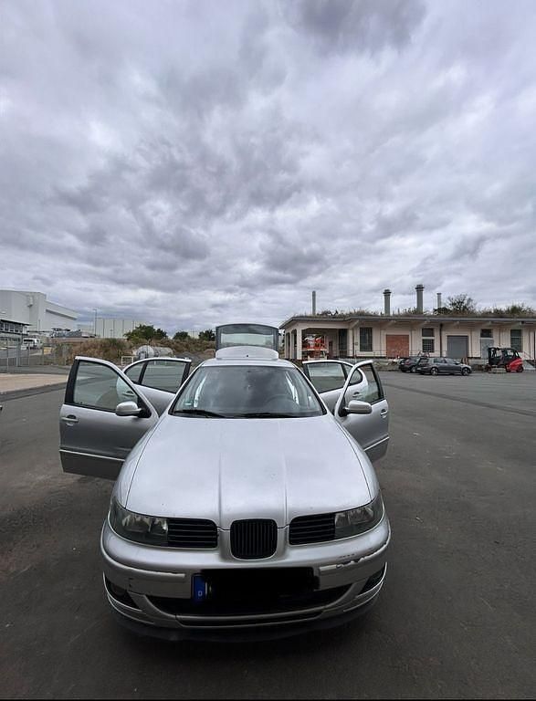 Gebraucht Seat Leon Stella 105 PS (77 kW) 2002 Grau Kleinwagen