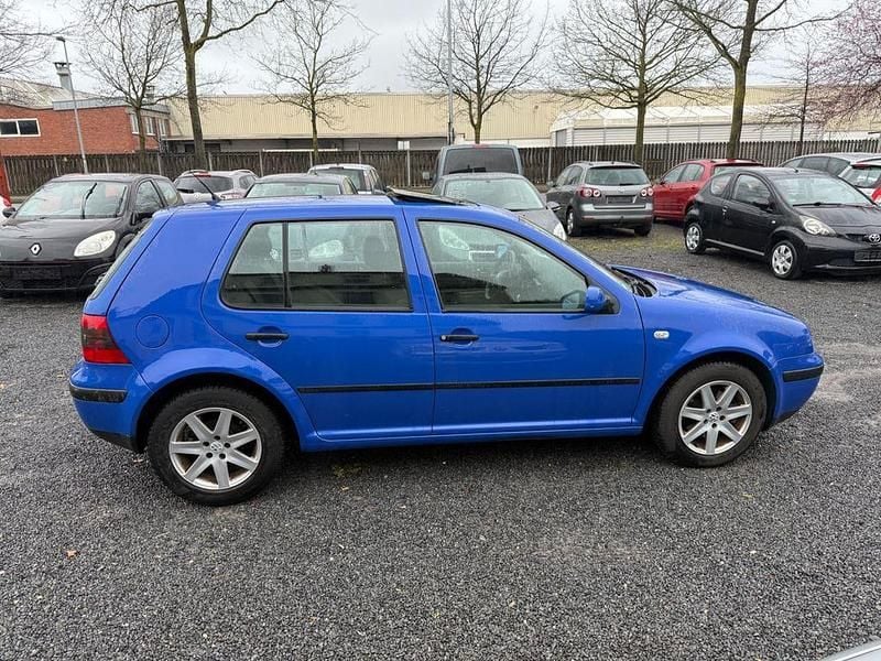 Gebraucht VW Golf IV 116 PS (85 kW) 2001 Blau Limousine
