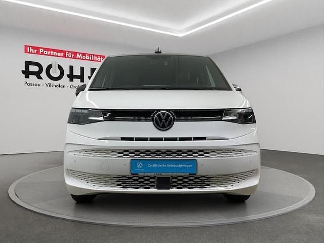 Gebraucht VW T7 Basis 136 PS (100 kW) 2024 Candyweiss Van