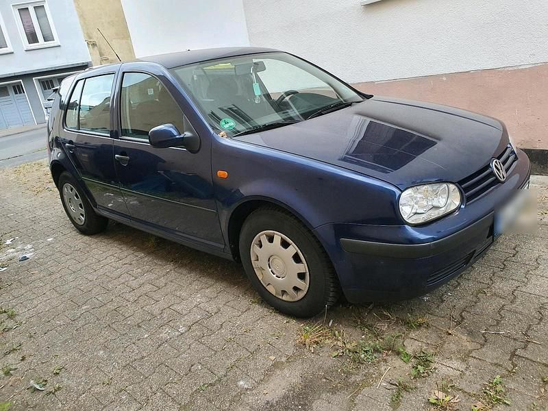 Gebraucht 1998 VW Golf IV Kleinwagen | 1.550 € (Guter Preis) - Bild 1/4