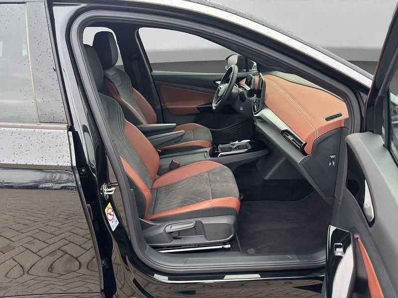 Gebraucht VW ID.5 Pure 125 kW (170 PS) 2025 Schwarz SUV