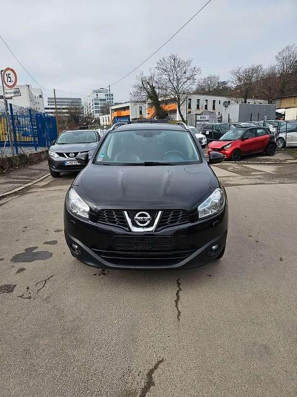 Black (m) Gebraucht 2011 Nissan Qashqai +2 Tekna SUV | 7.499 € (Fairer Preis) - Bild 1/4