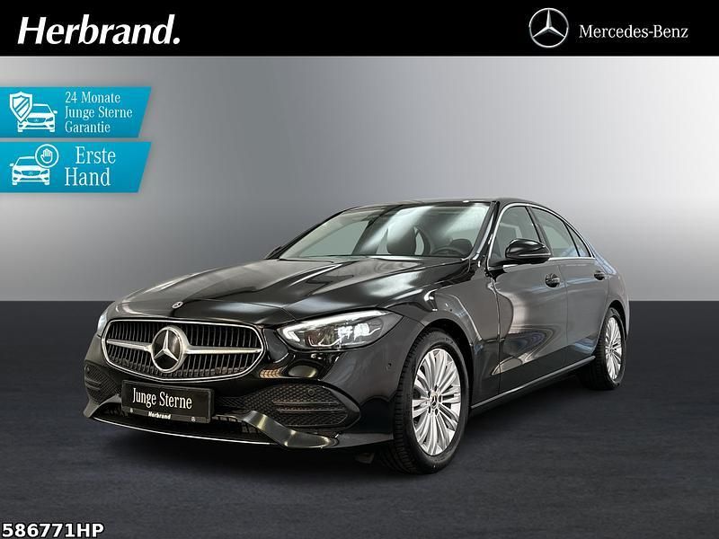 Schwarz Gebraucht 2024 Mercedes C180 Avantgarde Limousine | 35.380 € (Fairer Preis) - Bild 1/4