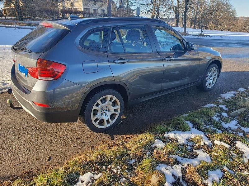 Gebraucht BMW X1 143 PS (105 kW) 2015 Grau SUV