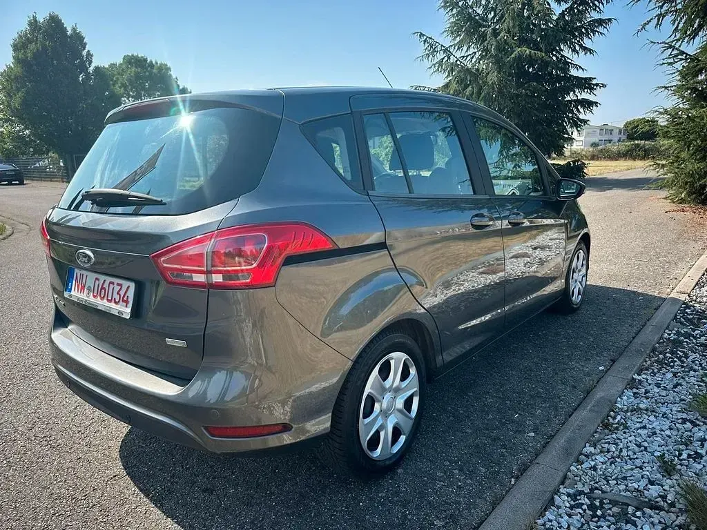 Gebraucht Ford B-MAX SYNC Edition 101 PS (74 kW) 2016 Grau Van / Kleinbus