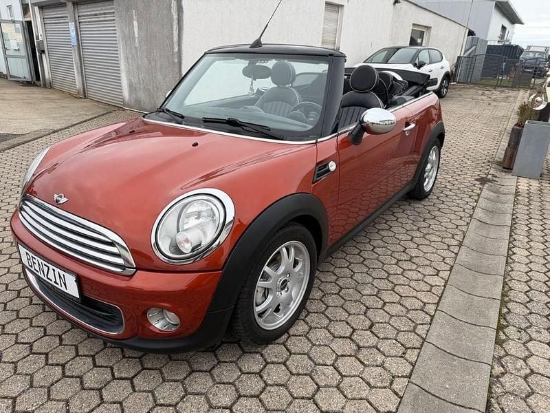 Gebraucht Mini One Cabriolet 98 PS (72 kW) 2011 Orange Cabrio