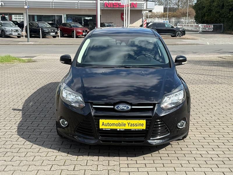 Gebraucht Ford Focus Titanium 150 PS (110 kW) 2012 Schwarz Kombi