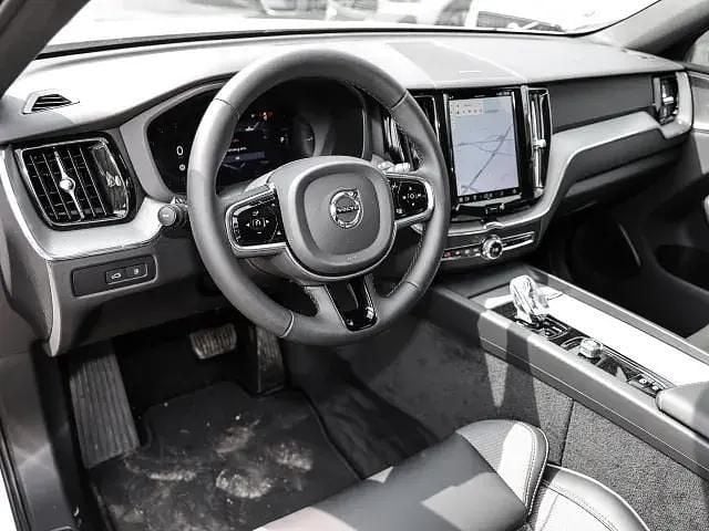 Gebraucht Volvo XC60 Plus 455 PS (334 kW) 2023 Crystal white / metallic SUV