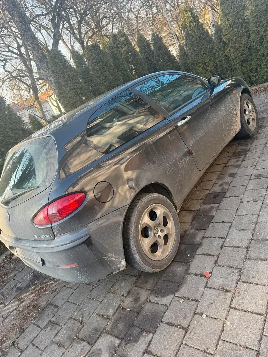 Occasion Alfa Romeo 147 105 ch (77 kW) 2004 Noir Citadine