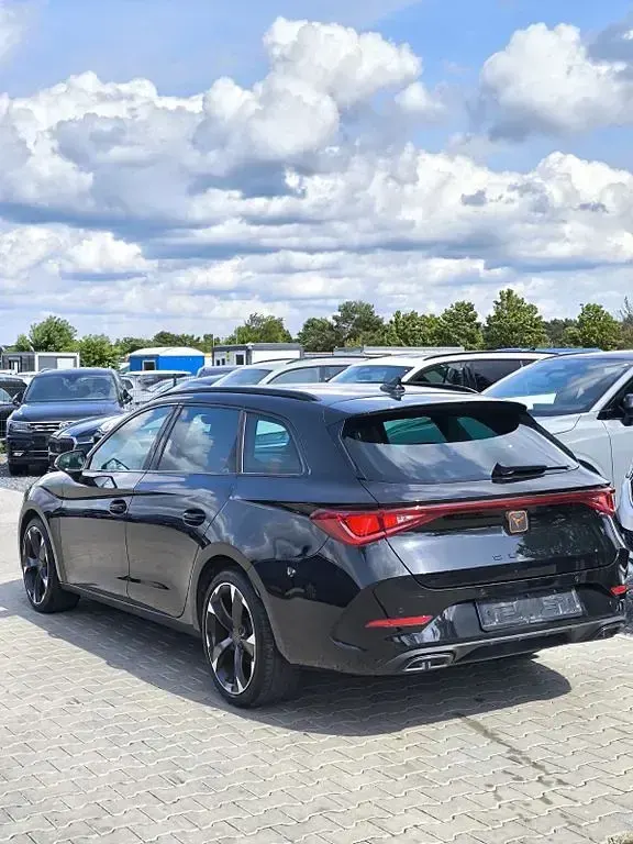 Gebraucht Cupra Leon Basis 150 PS (110 kW) 2024 Schwarz Limousine