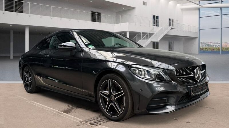 Grün Gebraucht 2019 Mercedes C300 AMG Coupé | 37.900 € (Etwas zu teuer) - Bild 1/4