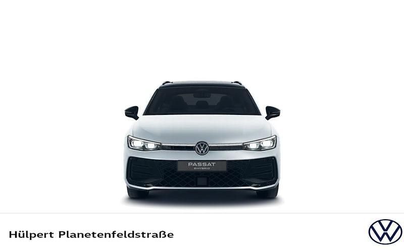 Gebraucht VW Passat R-line 272 PS (200 kW) 2025 Oyster silver metallic Kombi
