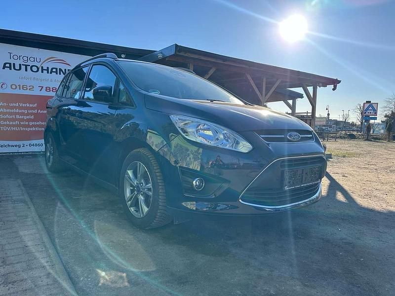 Gebraucht Ford Grand C-Max SYNC Edition 125 PS (91 kW) 2015 Blazerblau Van / Kleinbus