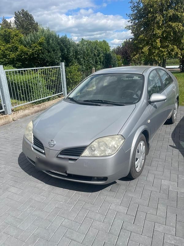 Grau Gebraucht 2003 Nissan Primera Limousine | 1.600 € - Bild 1/4