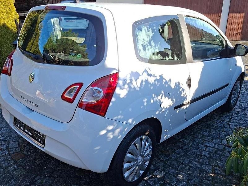 Gebraucht Renault Twingo Liberty 75 PS (55 kW) 2013 Weiß Kleinwagen