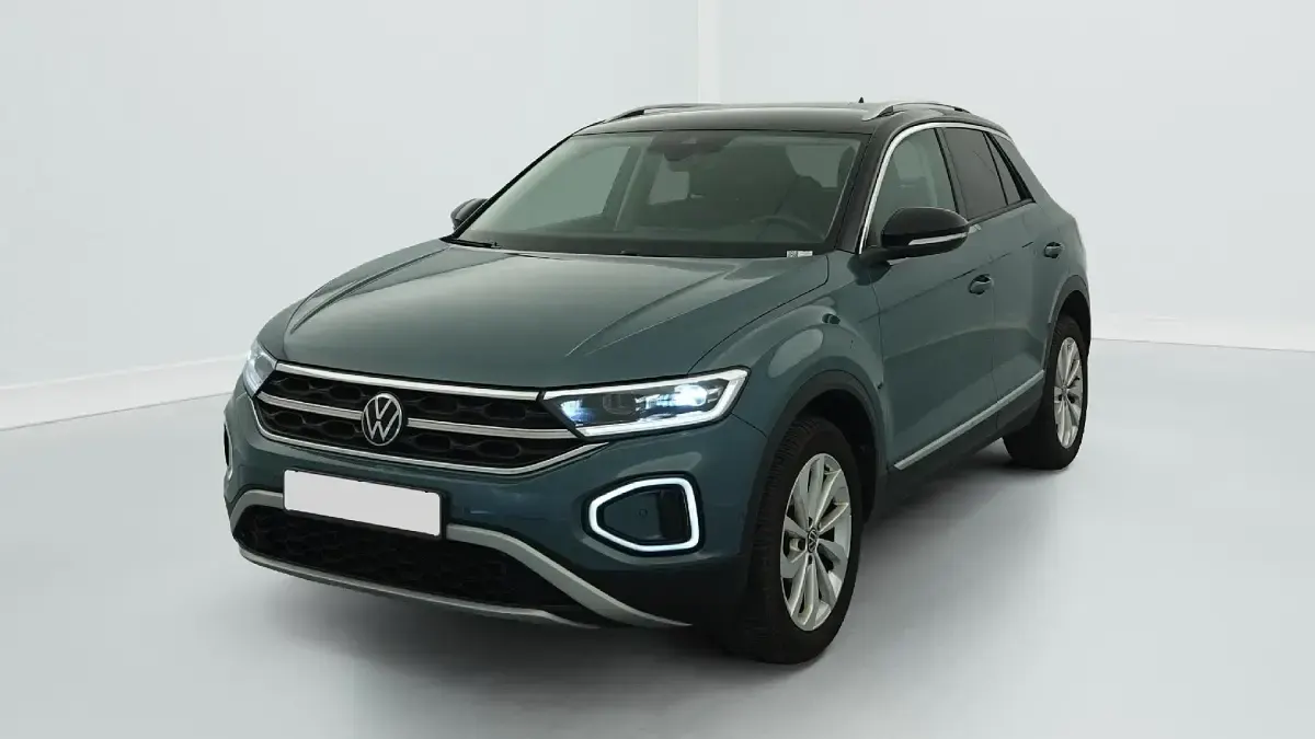 Gebraucht VW T-Roc Style 110 PS (80 kW) 2023 Bleu petrole / toit noir (z3a1) SUV