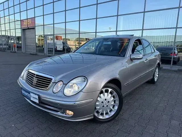 Gebraucht Mercedes E350 Avantgarde 272 PS (200 kW) 2005 Limousine