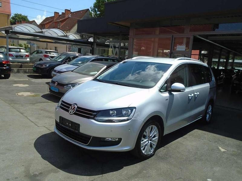Silber Gebraucht 2013 VW Sharan Style Van / Kleinbus | 7.990 € (Superpreis) - Bild 1/4