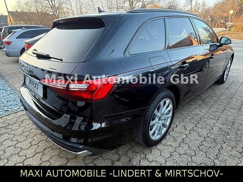 Gebraucht Audi A4 Basis 150 PS (110 kW) 2022 Schwarz Kombi