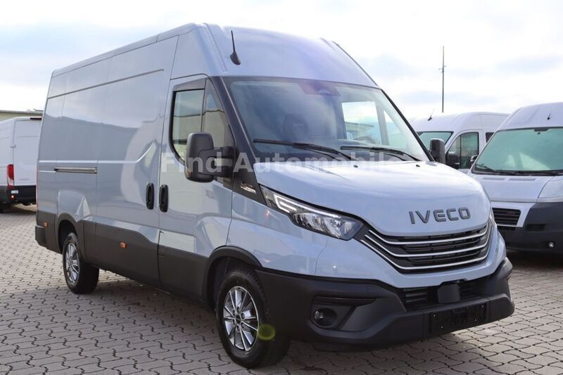 Grau Neu 2024 Iveco Daily Van / Kleinbus | 48.731 € (Superpreis) - Bild 1/4