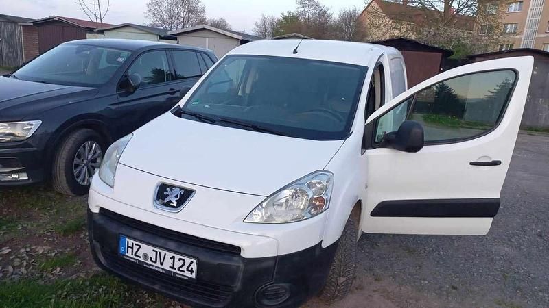 Gebraucht Peugeot Partner 90 PS (66 kW) 2008 Van / Kleinbus