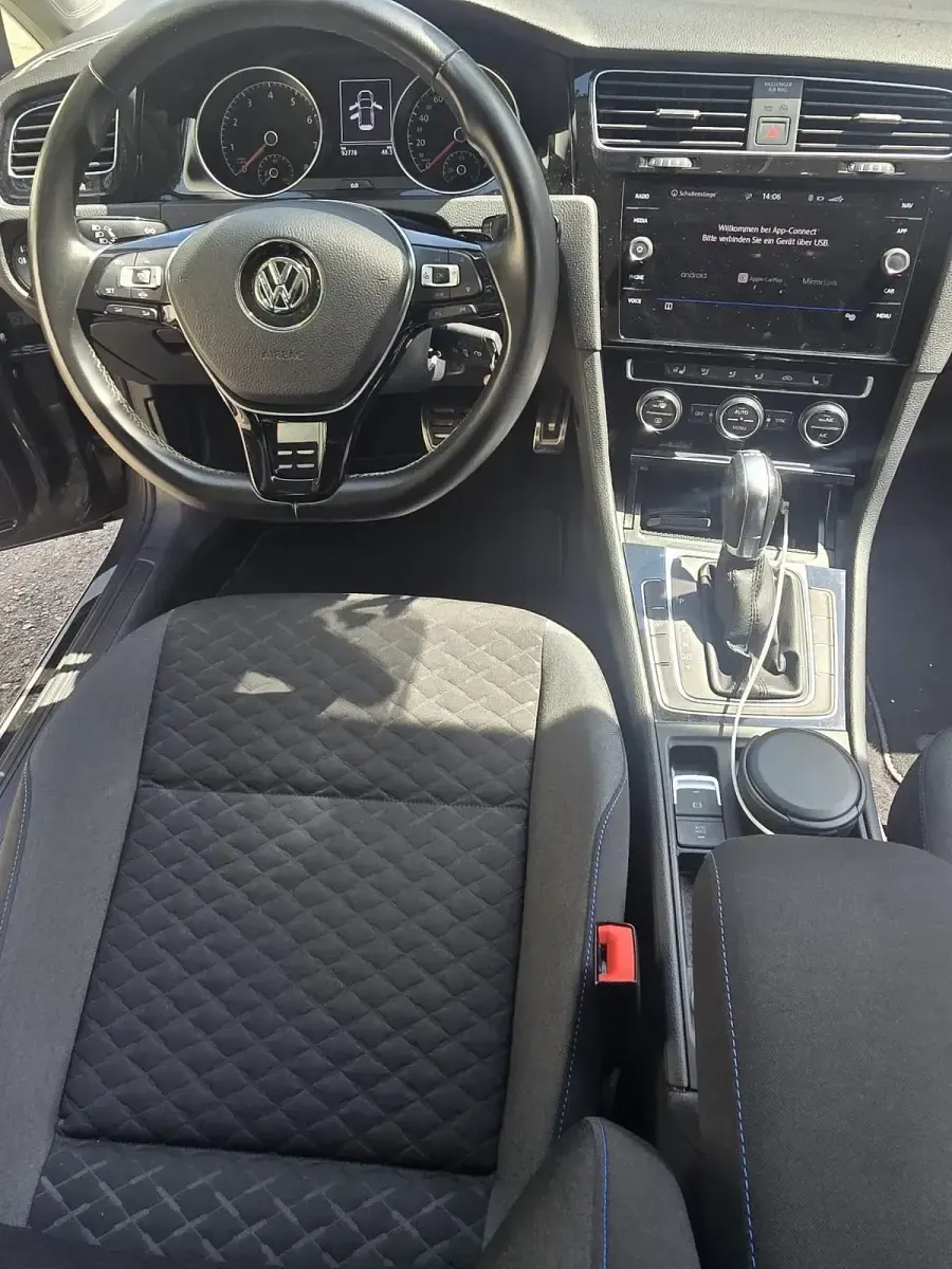 Gebraucht VW Golf VII Join 115 PS (84 kW) 2019 Grau Kleinwagen