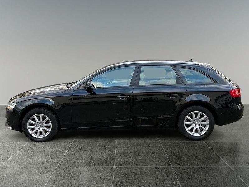 Gebraucht Audi A4 Attraction 177 PS (130 kW) 2015 Schwarz Kombi
