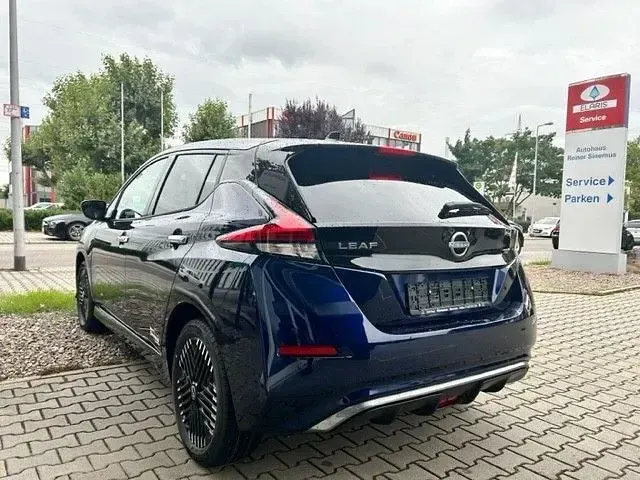 Brugt Nissan Leaf Tekna 160 kW (218 HK) 2023 Blå Hatchback