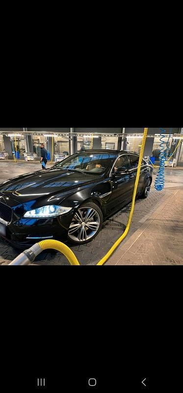 Gebraucht Jaguar XJ 275 PS (202 kW) 2011 Schwarz Limousine