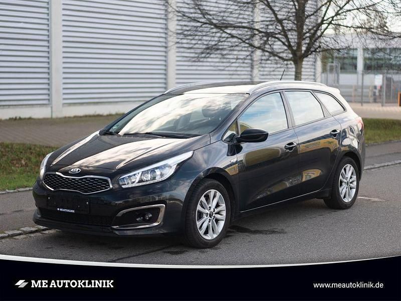 Schwarz Gebraucht 2017 Kia Ceed Sportswagon Edition 7 Kombi | 10.399 € (Fairer Preis) - Bild 1/4