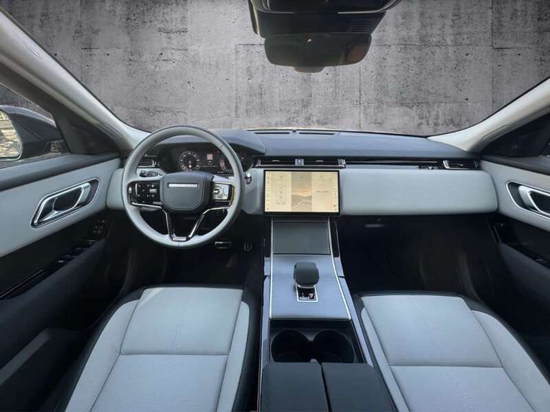 Gebraucht Land Rover Range Rover Velar Black Edition 300 PS (220 kW) 2024 Santorini black SUV