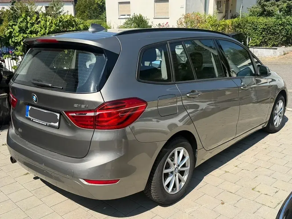 Gebraucht BMW 218 Gran Tourer Advantage 136 PS (100 kW) 2016 Grau Van / Kleinbus